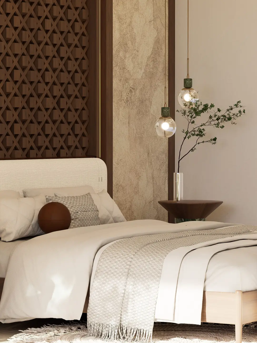 Cama con celosía de madera, lámpara colgante y textiles en tonos arena